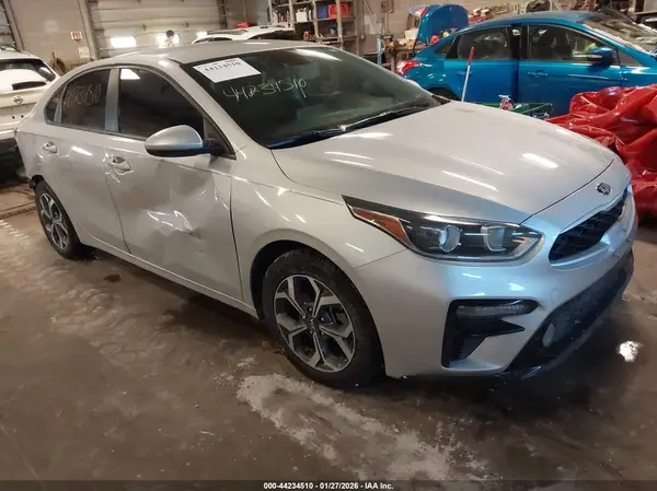 3KPF24AD6LE156780 2020 KIA FORTE - Image 1