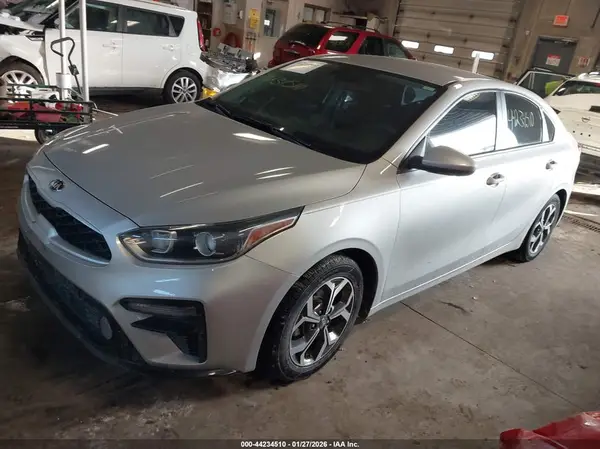 3KPF24AD6LE156780 2020 KIA FORTE - Image 2