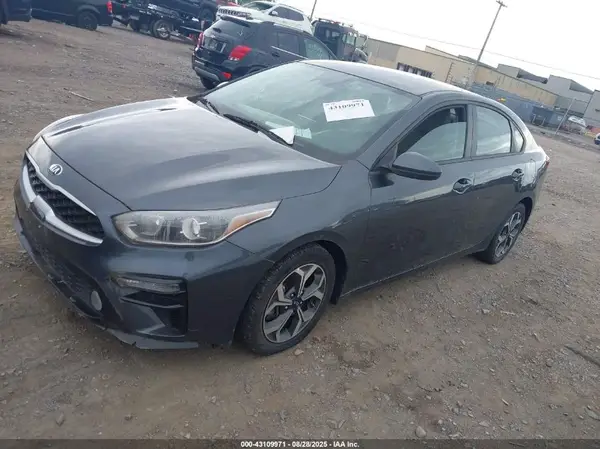 3KPF24AD6LE167746 2020 KIA FORTE - Image 2