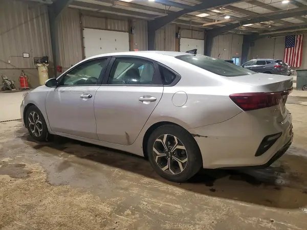 3KPF24AD6LE169478 2020 KIA FORTE - Image 2