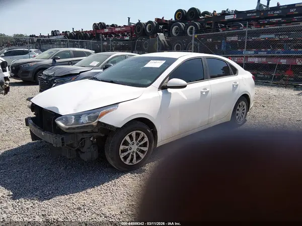 3KPF24AD6LE174244 2020 KIA FORTE - Image 2