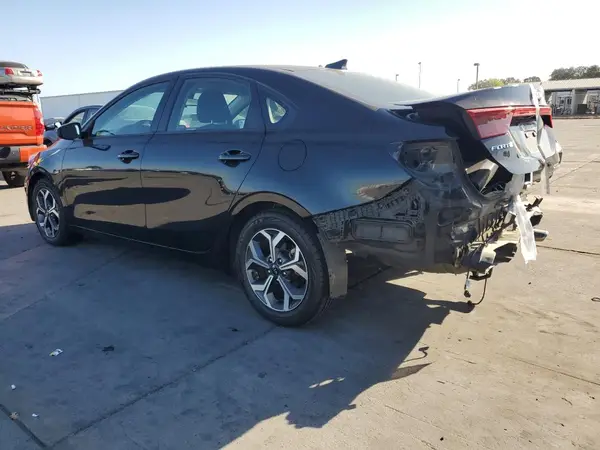 3KPF24AD6LE175698 2020 KIA FORTE - Image 2