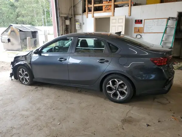 3KPF24AD6LE178598 2020 KIA FORTE - Image 2