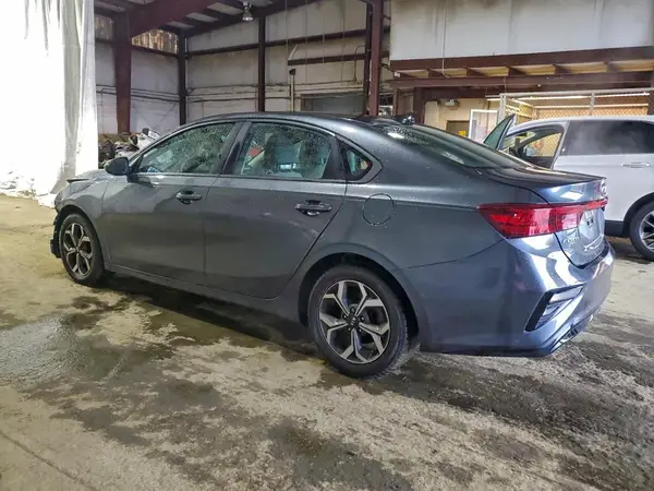 3KPF24AD6LE184255 2020 KIA FORTE - Image 2