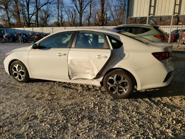 3KPF24AD6LE185101 2020 KIA FORTE - Image 2