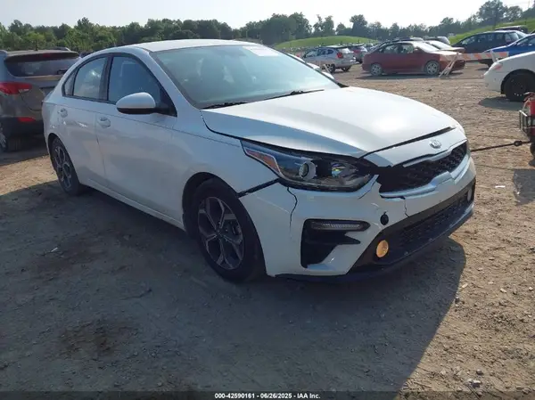 3KPF24AD6LE186586 2020 KIA FORTE - Image 1