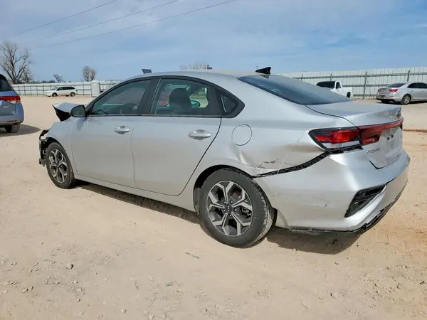 3KPF24AD6LE188130 2020 KIA FORTE - Image 2