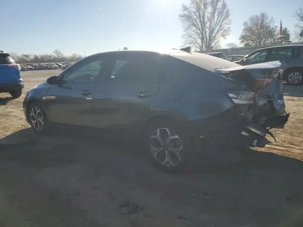 3KPF24AD6LE196955 2020 KIA FORTE - Image 2