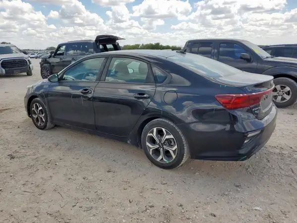 3KPF24AD6LE204665 2020 KIA FORTE - Image 2
