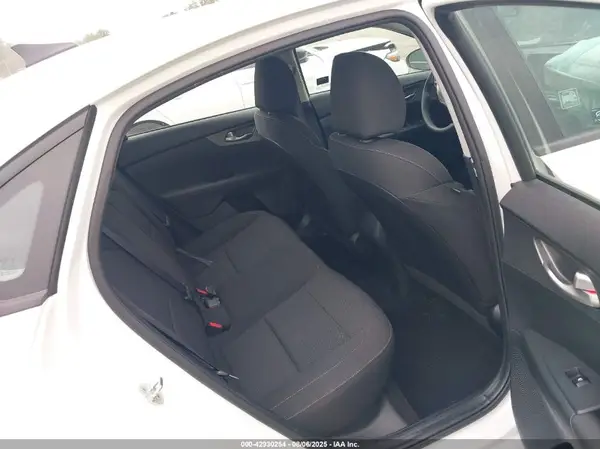 3KPF24AD6LE209204 2020 KIA FORTE - Image 8