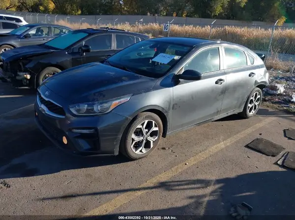 3KPF24AD6LE209364 2020 KIA FORTE - Image 2