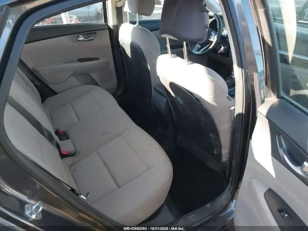 3KPF24AD6LE209364 2020 KIA FORTE - Image 8
