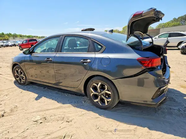 3KPF24AD6LE210093 2020 KIA FORTE - Image 2