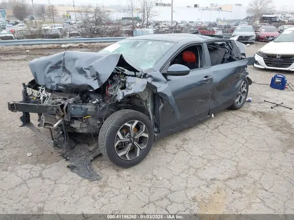 3KPF24AD6LE212992 2020 KIA FORTE - Image 2