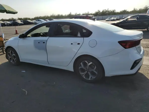 3KPF24AD6LE216475 2020 KIA FORTE - Image 2