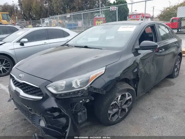 3KPF24AD6LE216976 2020 KIA FORTE - Image 2