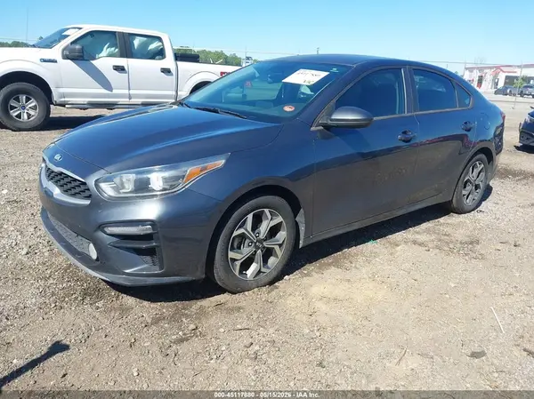 3KPF24AD6LE225418 2020 KIA FORTE - Image 2