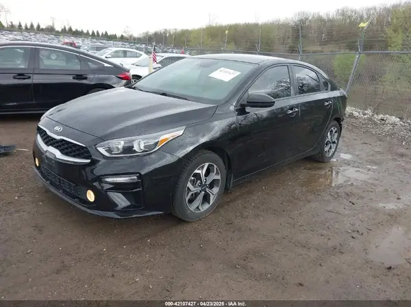 3KPF24AD6LE232630 2020 KIA FORTE - Image 2