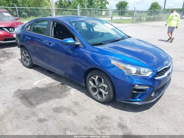 3KPF24AD6LE234555 2020 KIA FORTE - Image 1