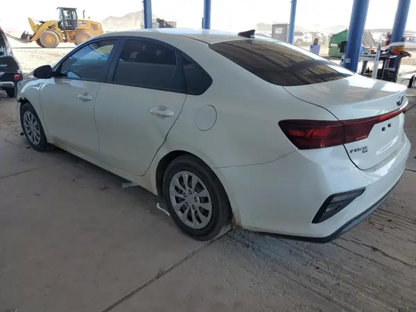 3KPF24AD6LE236015 2020 KIA FORTE - Image 2