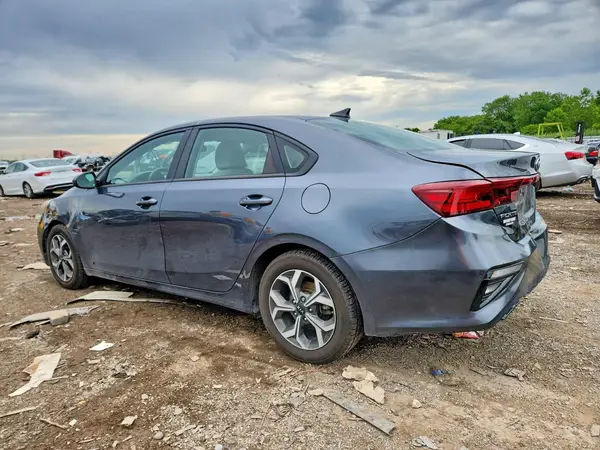 3KPF24AD6LE236726 2020 KIA FORTE - Image 2