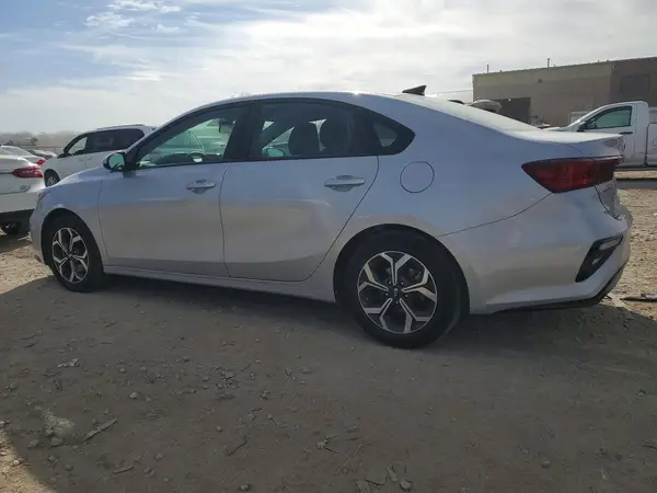 3KPF24AD6LE239030 2020 KIA FORTE - Image 2