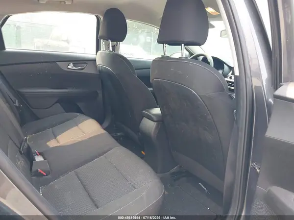 3KPF24AD6LE242283 2020 KIA FORTE - Image 8