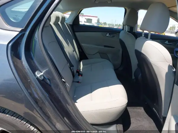 3KPF24AD6LE244227 2020 KIA FORTE - Image 8