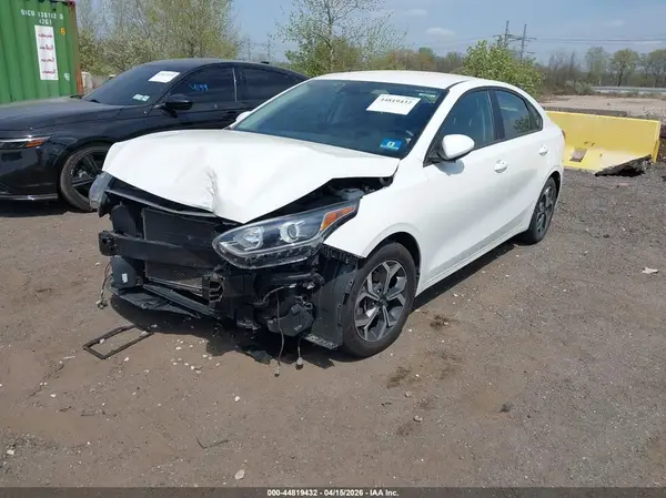 3KPF24AD6LE244826 2020 KIA FORTE - Image 2