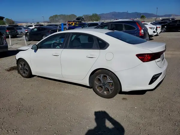 3KPF24AD6LE248813 2020 KIA FORTE - Image 2