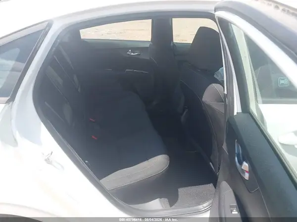 3KPF24AD6LE251579 2020 KIA FORTE - Image 8
