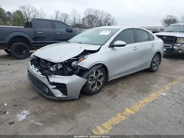 3KPF24AD6LE251680 2020 KIA FORTE - Image 2