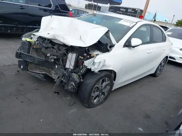 3KPF24AD6LE257043 2020 KIA FORTE - Image 2