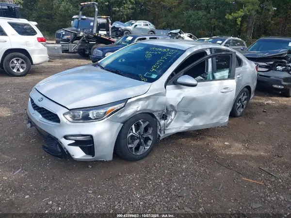 3KPF24AD6LE259391 2020 KIA FORTE - Image 2