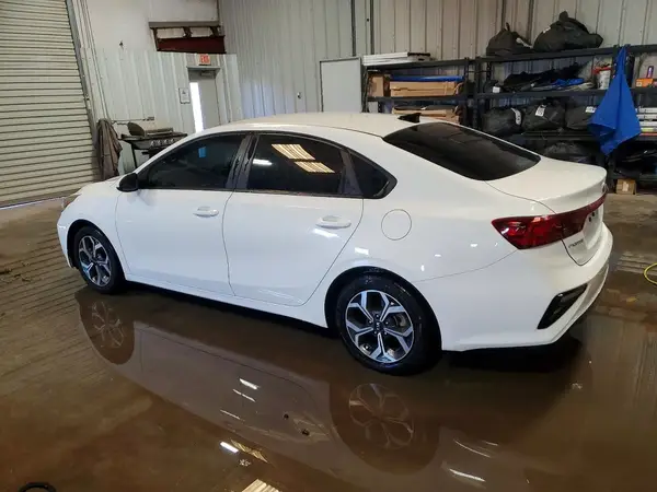 3KPF24AD6LE260802 2020 KIA FORTE - Image 2