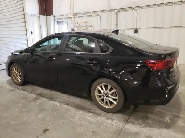 3KPF24AD6LE262470 2020 KIA FORTE - Image 2
