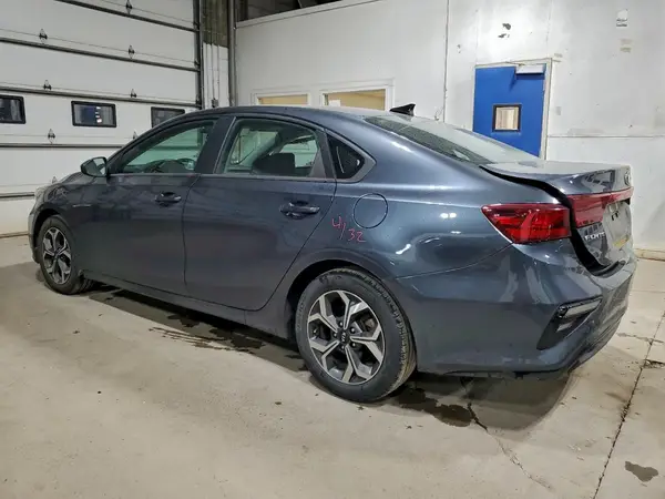 3KPF24AD6ME262650 2021 KIA FORTE - Image 2