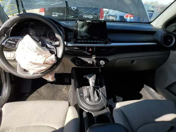 3KPF24AD6ME265256 2021 KIA FORTE - Image 8