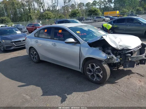 3KPF24AD6ME265578 2021 KIA FORTE - Image 1