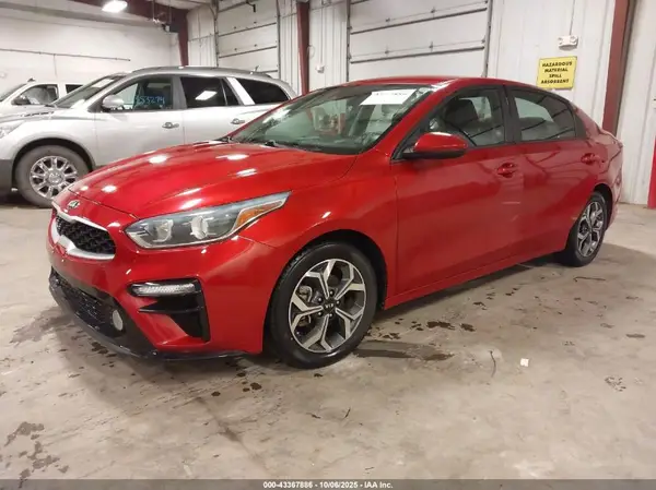 3KPF24AD6ME266892 2021 KIA FORTE - Image 2