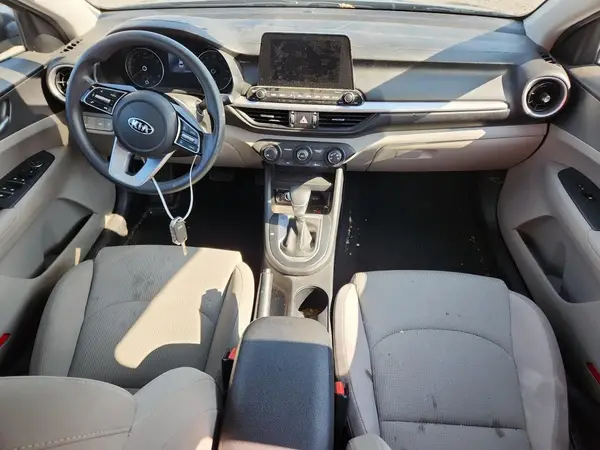 3KPF24AD6ME270876 2021 KIA FORTE - Image 8