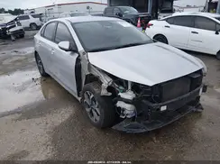 3KPF24AD6ME271686 2021 KIA FORTE
