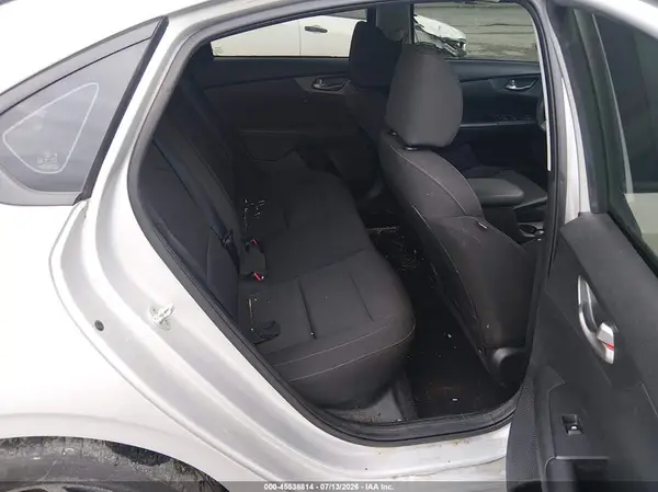 3KPF24AD6ME271686 2021 KIA FORTE - Image 8