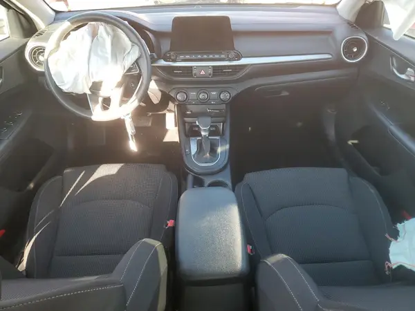 3KPF24AD6ME271722 2021 KIA FORTE - Image 8