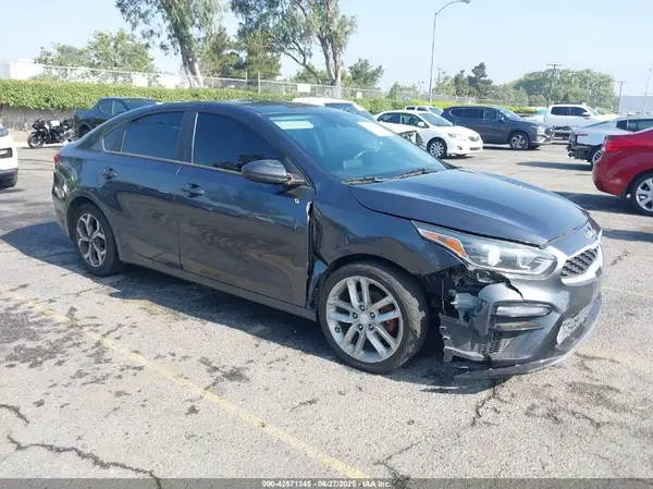 3KPF24AD6ME272062 2021 KIA FORTE - Image 1