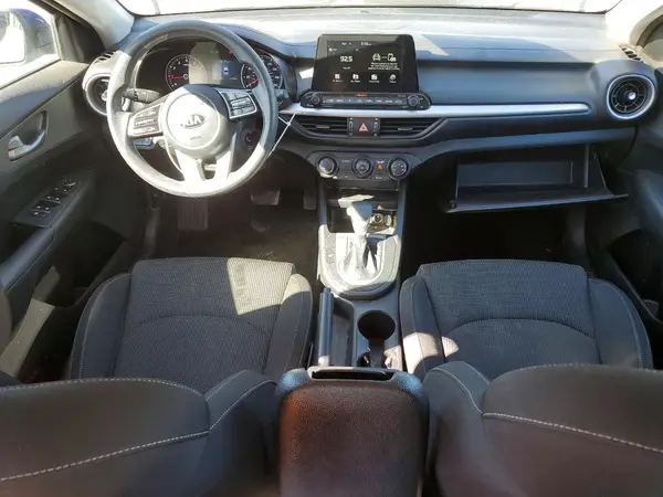 3KPF24AD6ME272093 2021 KIA FORTE - Image 8