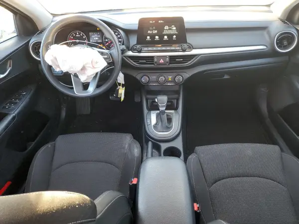 3KPF24AD6ME273678 2021 KIA FORTE - Image 8