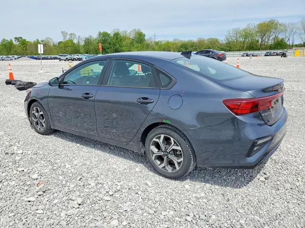 3KPF24AD6ME279447 2021 KIA FORTE - Image 2