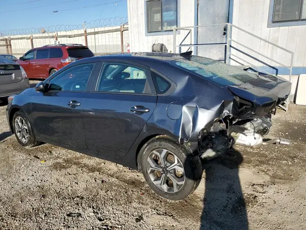 3KPF24AD6ME279626 2021 KIA FORTE - Image 2
