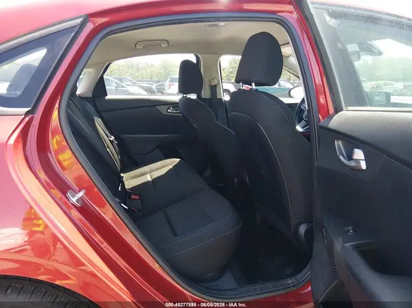 3KPF24AD6ME280551 2021 KIA FORTE - Image 8